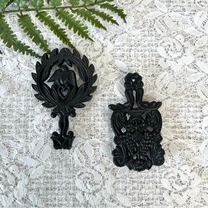Pair of Vintage Mini Cast Iron Trivets Eagle & Grapes